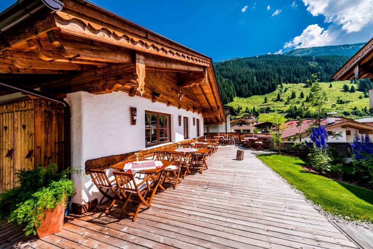 Alpendorf Anno Dazumal Villa Tux Exterior photo